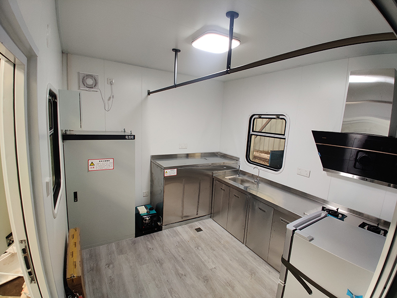 太陽(yáng)能野營(yíng)房